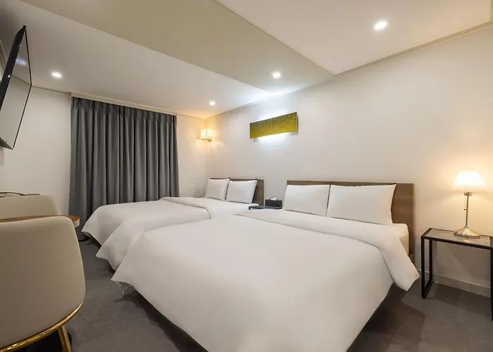 Hotel Stay Inn *